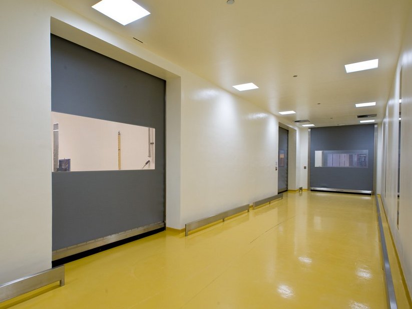 DS320P roller doors at Fertin Pharma