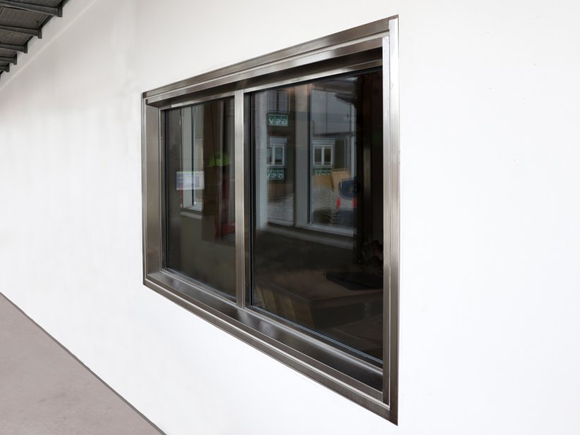 EI260 fire window with stainless-steel frame