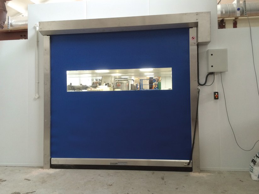 DS300 roller door at Swizzels