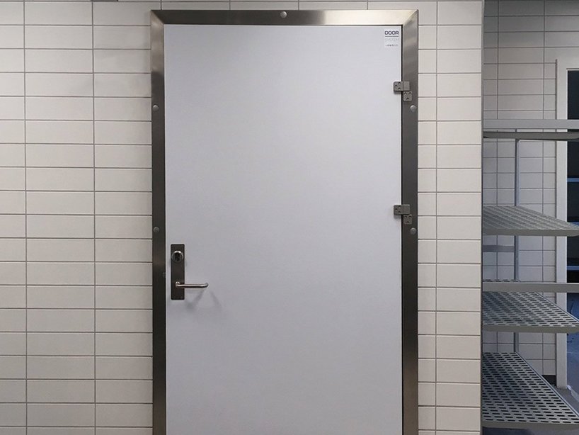 Fire door for cold store