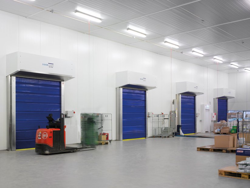 DS800 roller doors on Inco warehouse