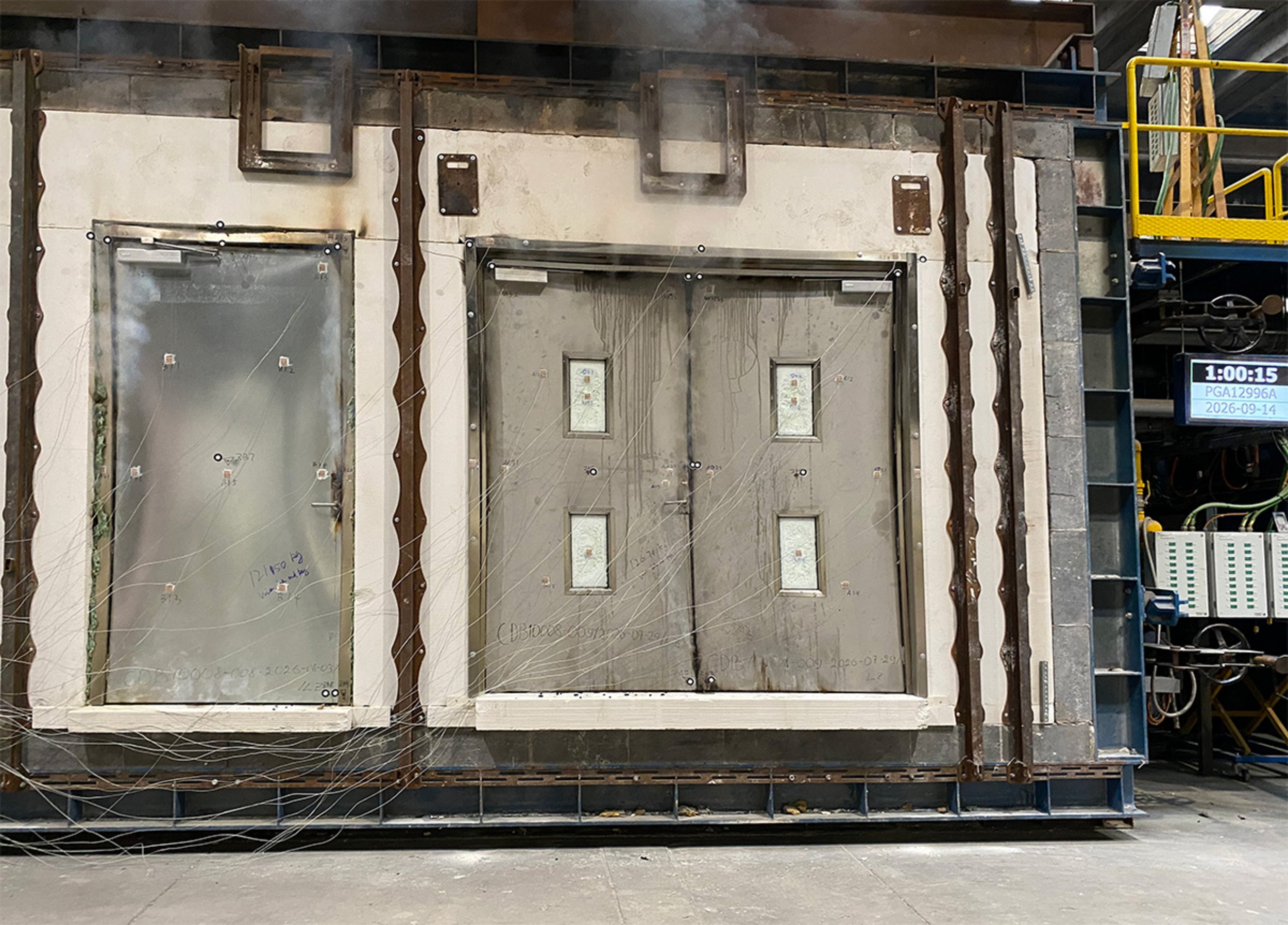 Door System brandtest